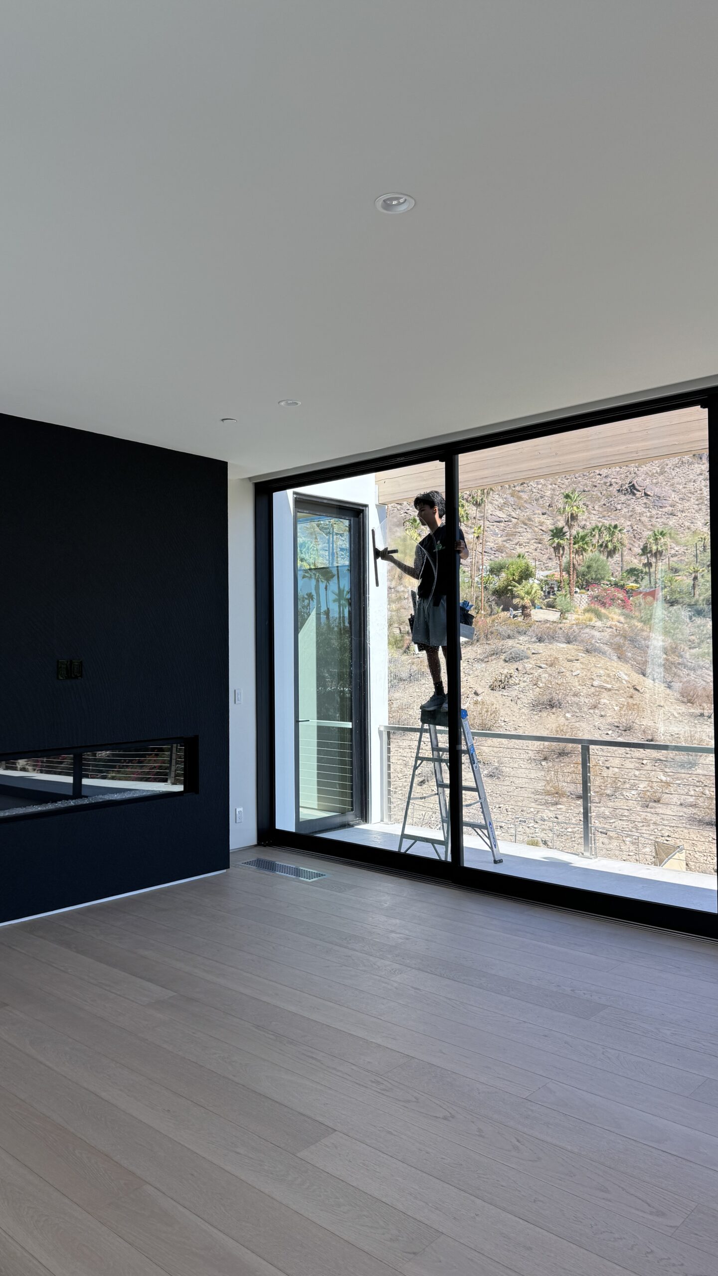 Gutter cleaning Palm Springs CA