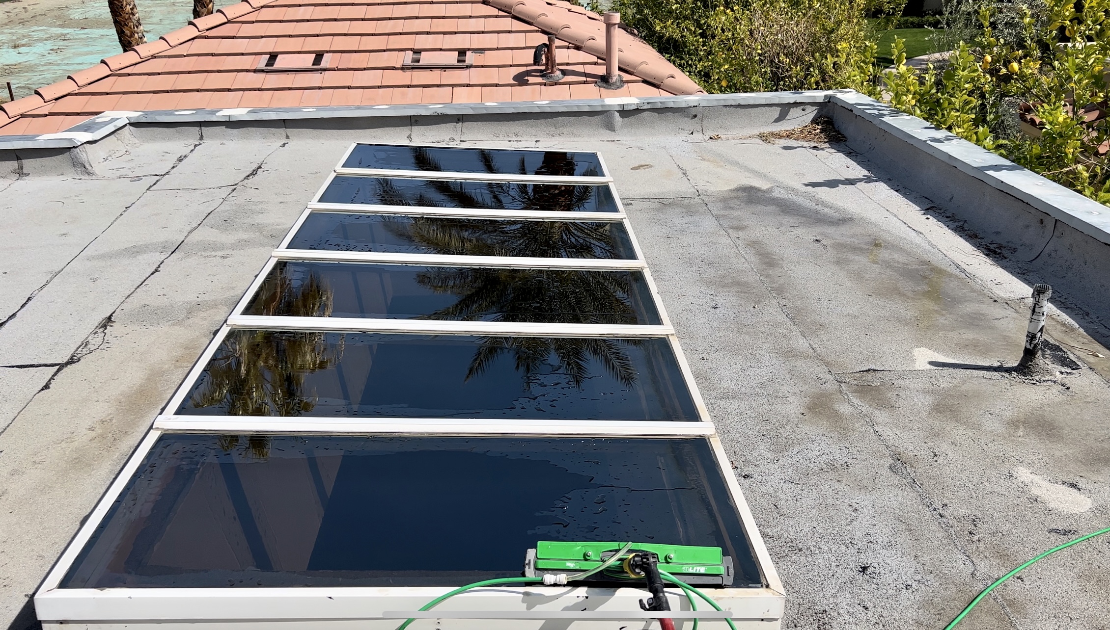 Rooftop Skylight Cleaning
